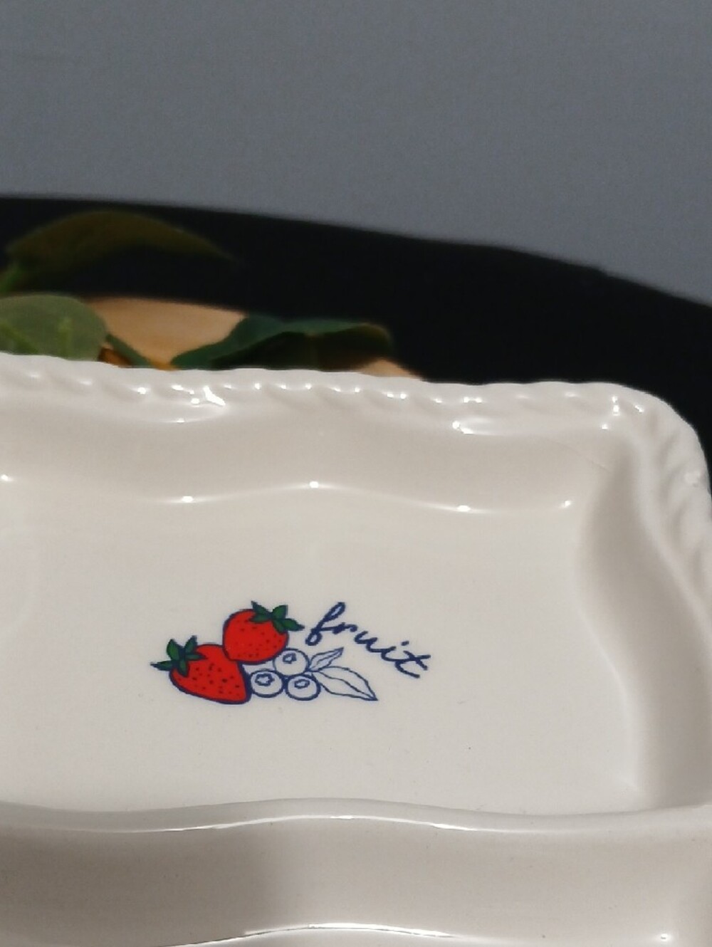 Dolce Vita Cream Ceramic Sectioned Appetizer Platter with Food Illustrations NWT - Picture 5 of 9